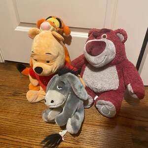 Vintage Disney Lot Winnie The Pooh Tigger And Eeyore (w Lotzo Toy Story)